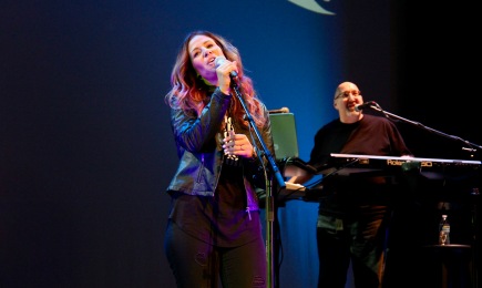 Susie Bogdanowicz, vocalist for Glass Hammer